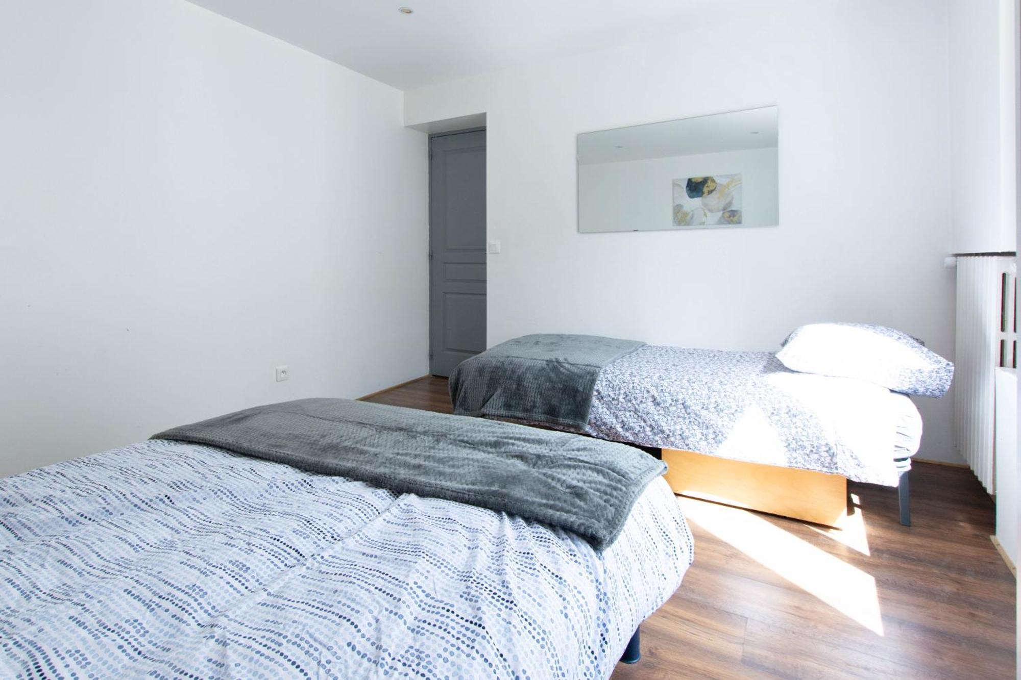 Appartement T3 Gare De Chambery Centre Ville Exterior photo
