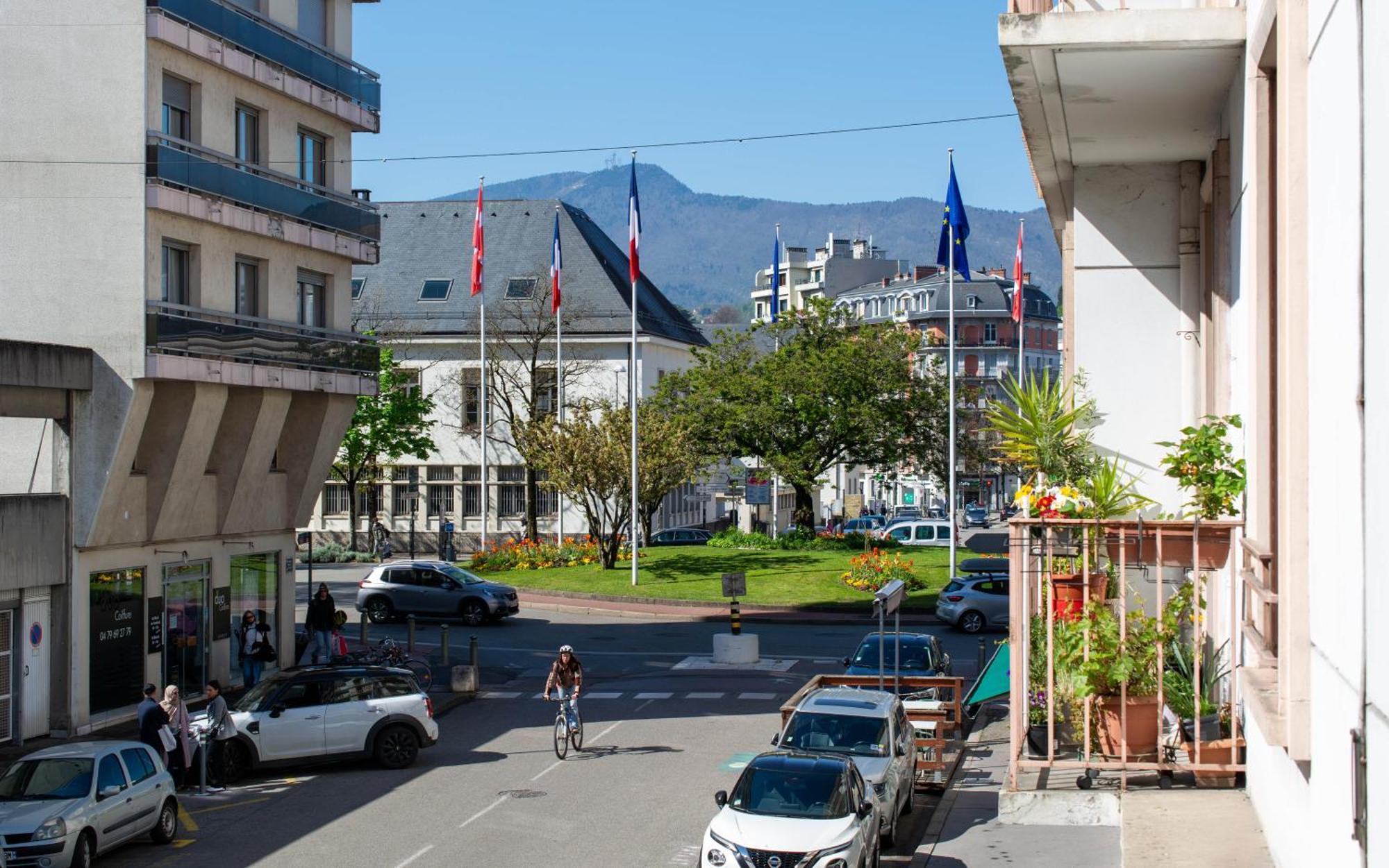 Appartement T3 Gare De Chambery Centre Ville Exterior photo